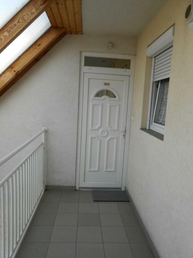 Marti 3 Bedroom Apartment Debrecen Exterior foto